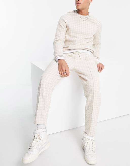 ASOS DESIGN - Toelopende nette joggingbroek van geruite stof met structuur, vaste zoom en plooitjes, 4 van 4