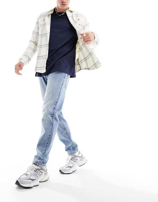 ASOS DESIGN - Toelopende vintage jeans in blauw met lichte gewassen tint, 5 van 5