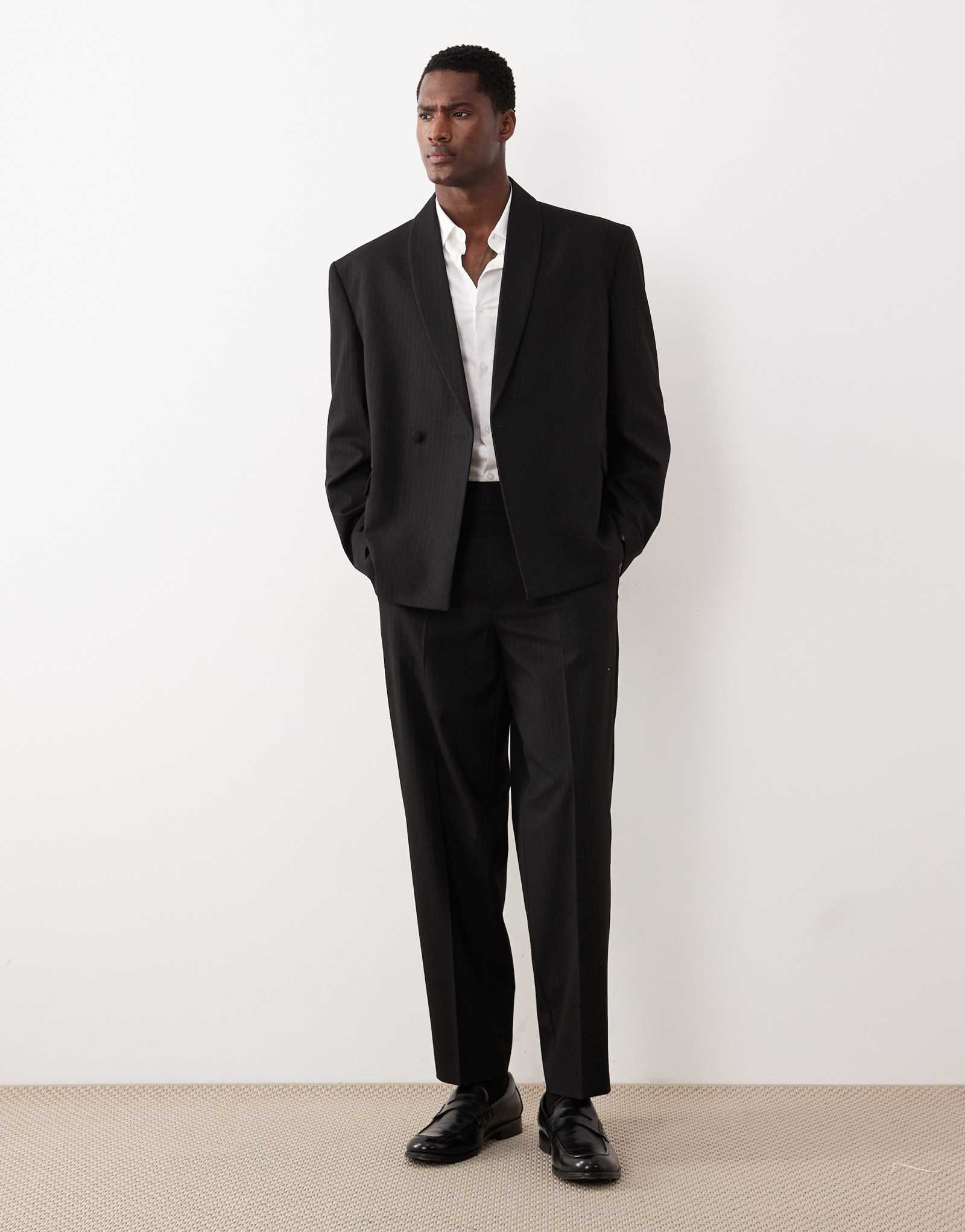 Черные зауженные брюки для костюма оверсайз в полоску с металлическими полосками от ASOS DESIGN черного цвета