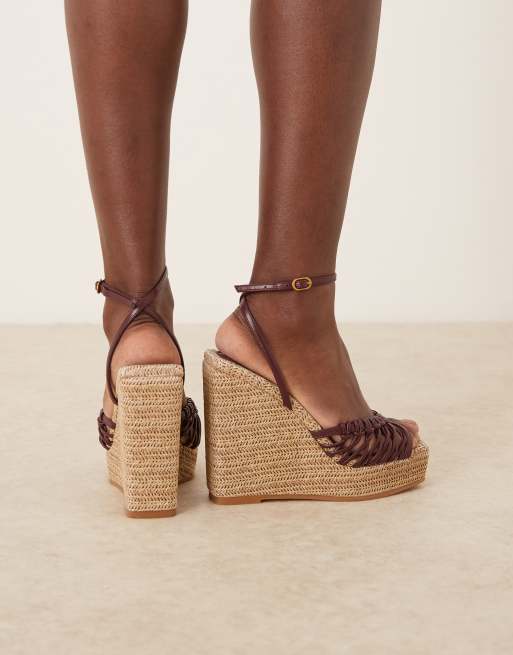 ASOS DESIGN Toni woven knotted wedges in burgundy, 4 of 4
