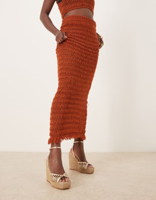 ASOS DESIGN Toni woven knotted wedges in gold, 2 of 4