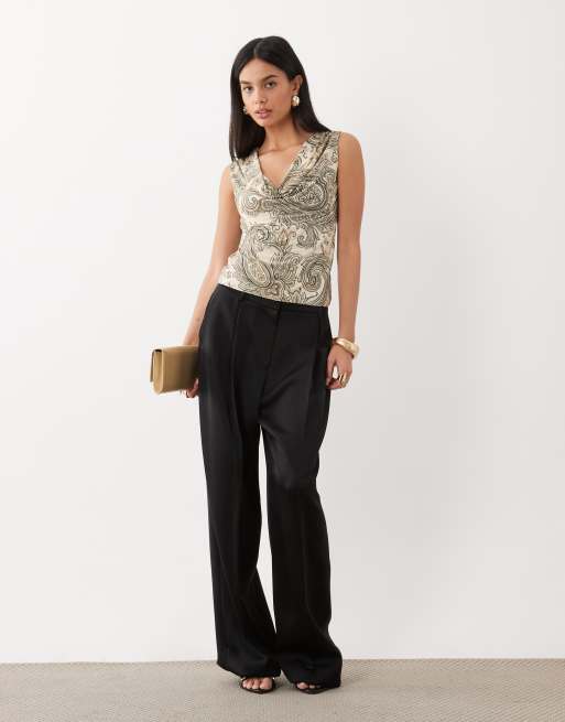 ASOS DESIGN top à col bénitier imprimé beige, 2 de 4