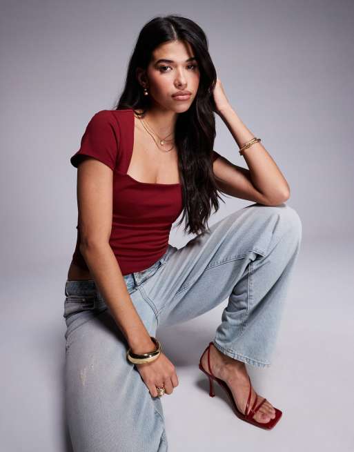 ASOS DESIGN - Top a doppio strato bordeaux con scollo squadrato e maniche ad aletta, 3 di 4