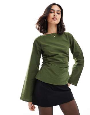 Objectif Embroidered Top in Vert