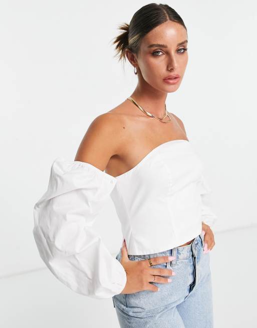 ASOS DESIGN Top à épaules dénudées et manches bouffantes Blanc