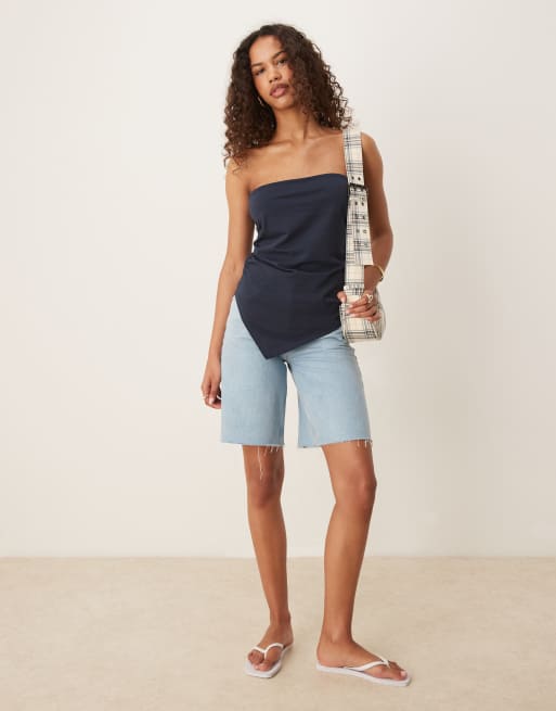 ASOS DESIGN - Top a fascia asimmetrico color blu navy arricciato, 2 di 4