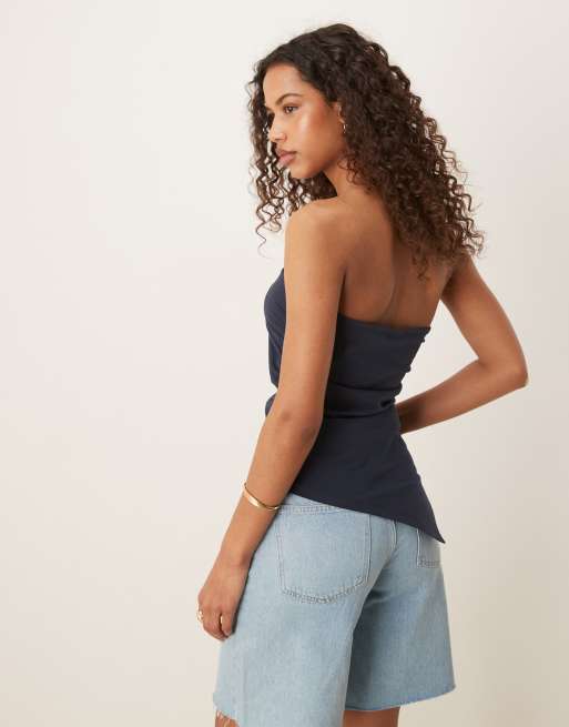 ASOS DESIGN - Top a fascia asimmetrico color blu navy arricciato, 3 di 4