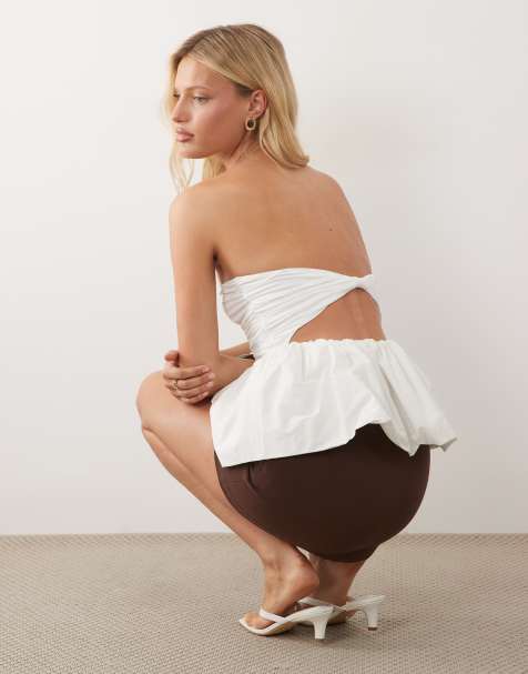 ASOS DESIGN - Top a fascia bianco con cut-out sul retro, peplo e arricciature - view 1