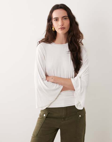 ASOS DESIGN top à manches chauve-souris et taille cintrée en blanc - view 1