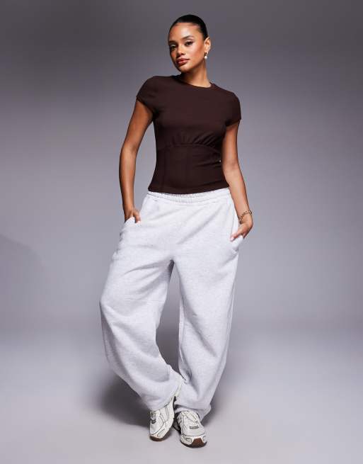 ASOS DESIGN - Top à manches courtes cintré à la taille en tissu côtelé fin - Chocolat, 2 de 4