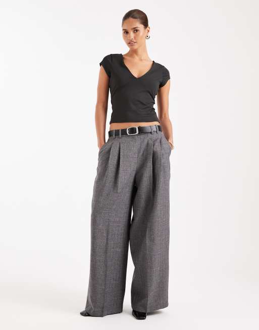 ASOS DESIGN - Top a maniche corte modellante nero con scollo a V , 3 di 4