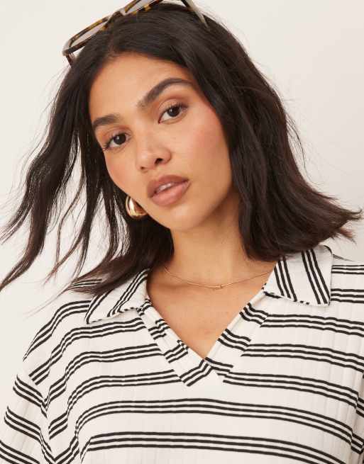 ASOS DESIGN - Top a maniche corte monocromatico a righe con colletto stile rugby in coordinato, 4 di 4