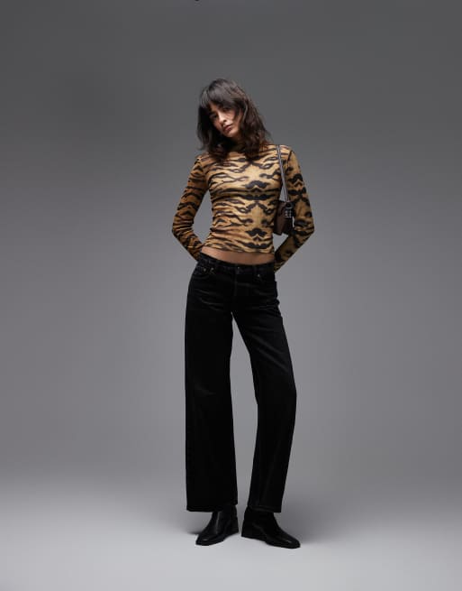 ASOS DESIGN - Top a maniche lunghe accollato trasparente con stampa tigrata, 3 di 4