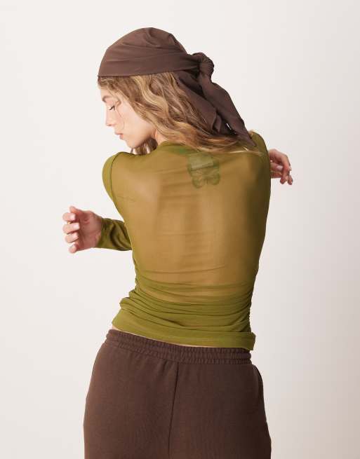 ASOS DESIGN - Top a maniche lunghe accollato verde oliva arricciato ai lati, 2 di 4