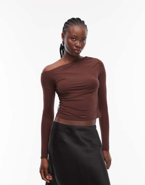 ASOS DESIGN - Top a maniche lunghe aderente color cioccolato con arricciatura e spalle scoperte - view 1