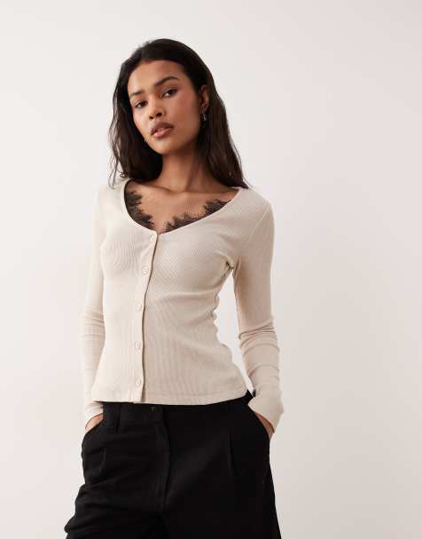 ASOS DESIGN - Top a maniche lunghe color avena con scollo a V e finiture in pizzo nero - view 1