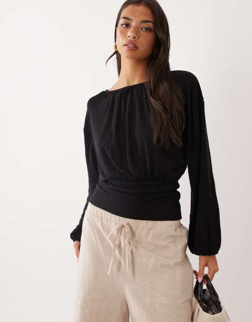 ASOS DESIGN top a maniche lunghe con dettaglio in vita arricciata nero