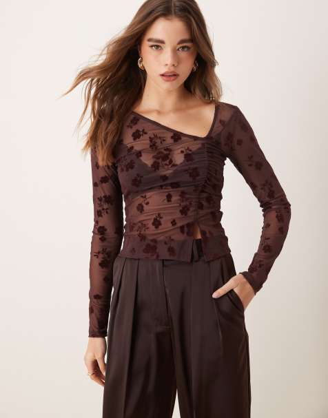 ASOS DESIGN - Top a maniche lunghe marrone in rete floccata con arricciatura e scollo asimmetrico - view 1
