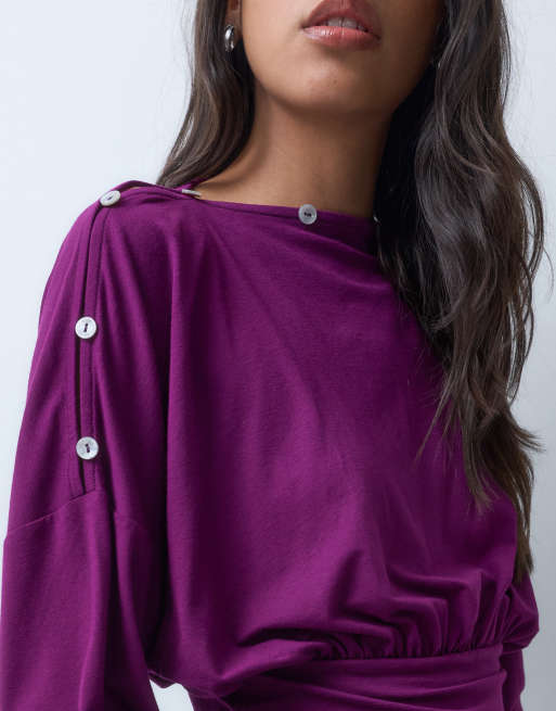 ASOS DESIGN top a maniche lunghe multiposizione con bottoni in prugna, 4 di 4