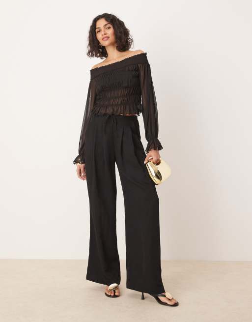 ASOS DESIGN - Top a maniche lunghe nero arricciato con scollo alla Bardot, 3 di 4