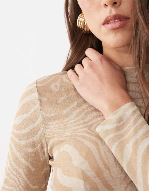 ASOS DESIGN - Top a maniche lunghe semitrasparente zebrato, 3 di 4