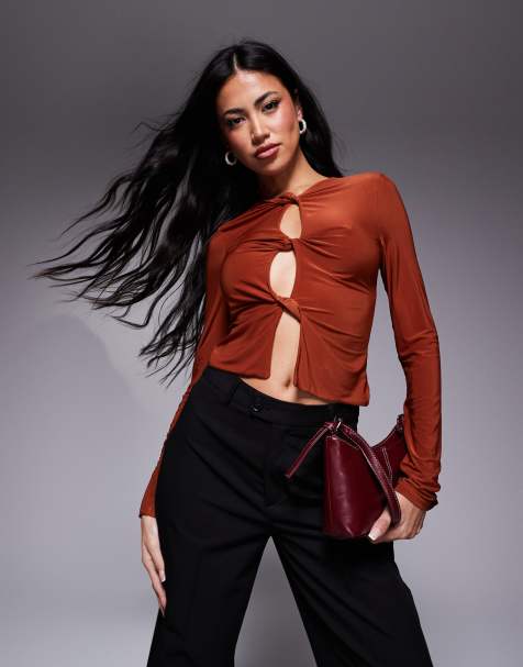 ASOS DESIGN - Top a maniche lunghe sinuoso attorcigliato sul davanti color ruggine - view 1