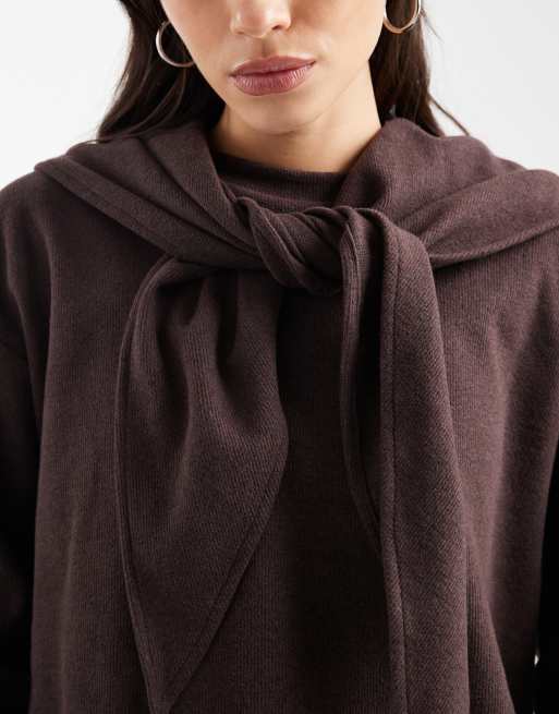 ASOS DESIGN - Top a maniche lunghe super morbido marrone con dettaglio a foulard, 2 di 4