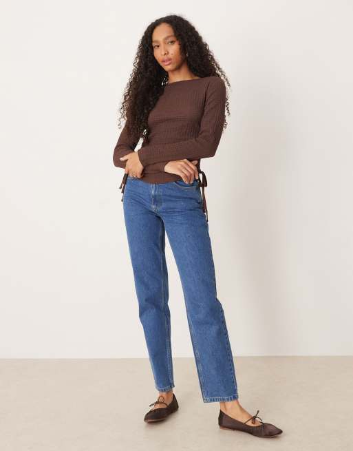 ASOS DESIGN - Top a maniche lunghe testurizzato color cioccolato con finitura in rilievo, 3 di 4