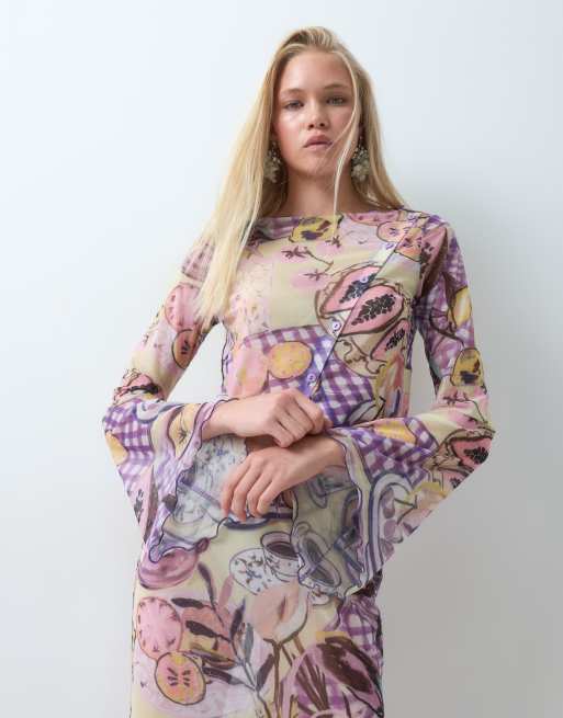 ASOS DESIGN - Top abotonado con mangas ángel y estampado de frutas de malla (parte de un conjunto), 4 de 5