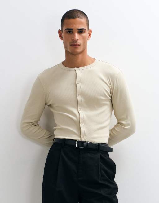 ASOS DESIGN top acanalado de manga larga y corte ajustado con botones en stone, 3 de 5