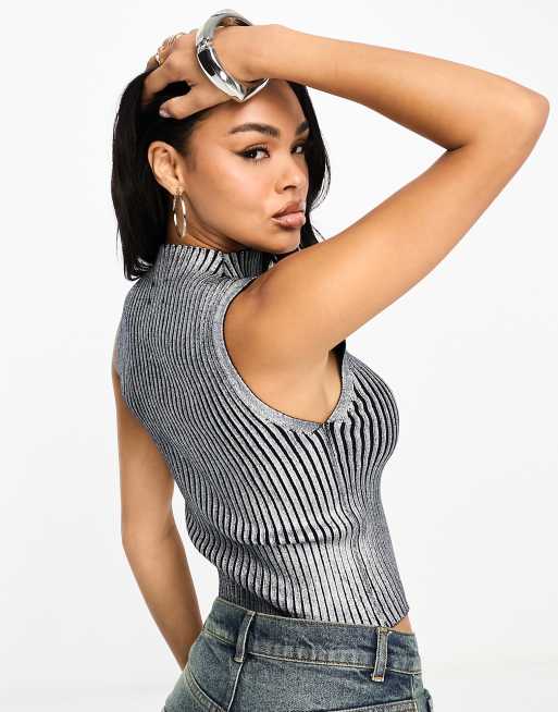 ASOS DESIGN - Top accollato argento laminato metallizzato, 3 di 4