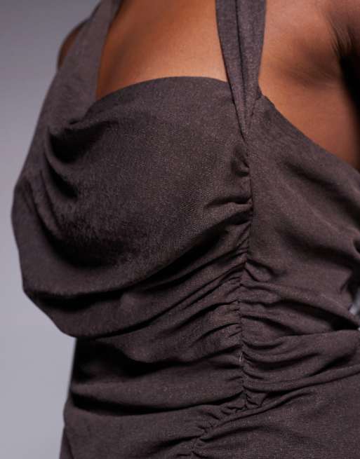 ASOS DESIGN - Top allacciato al collo color cioccolato drappeggiato e asimmetrico, 3 di 4