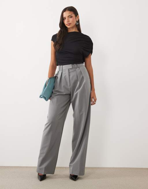 ASOS DESIGN - top asimétrico con espalda drapeada y panel de encaje en negro, 2 de 4