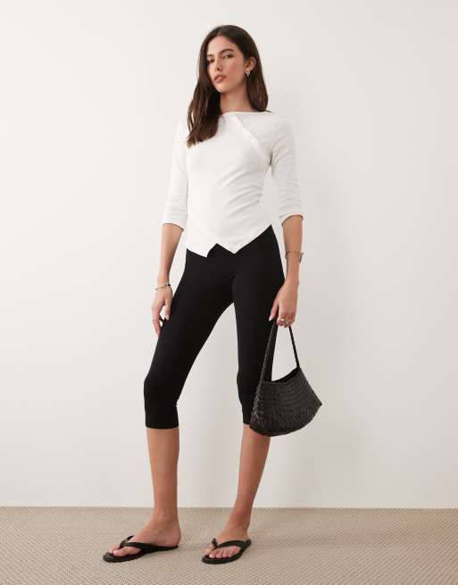 ASOS DESIGN - Top asimmetrico bianco con maniche tre quarti e bottoni, 2 di 4