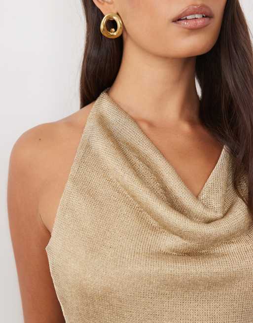 ASOS DESIGN top asimmetrico in maglia con scollo ad anello metallizzato oro, 4 di 4