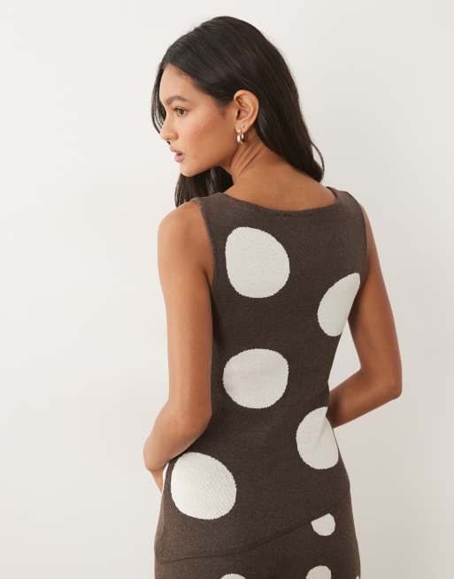 ASOS DESIGN - Top asimmetrico marrone a pois in coordinato, 4 di 4