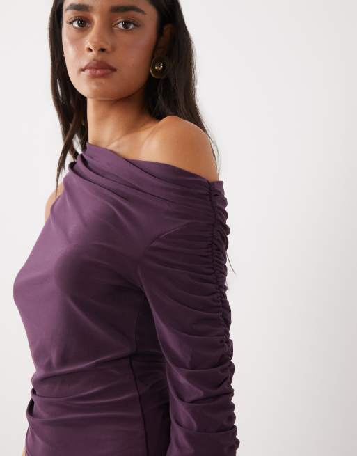 ASOS DESIGN top asimmetrico slinky viola in coordinato, 3 di 4