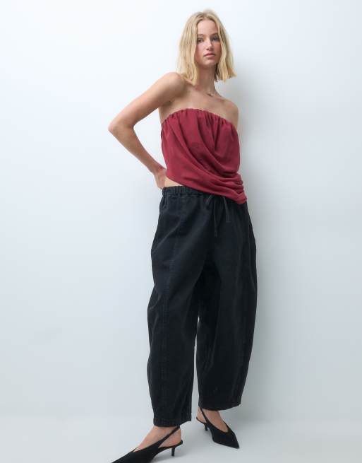 ASOS DESIGN top asymétrique à basque froncée rouge, 2 de 4