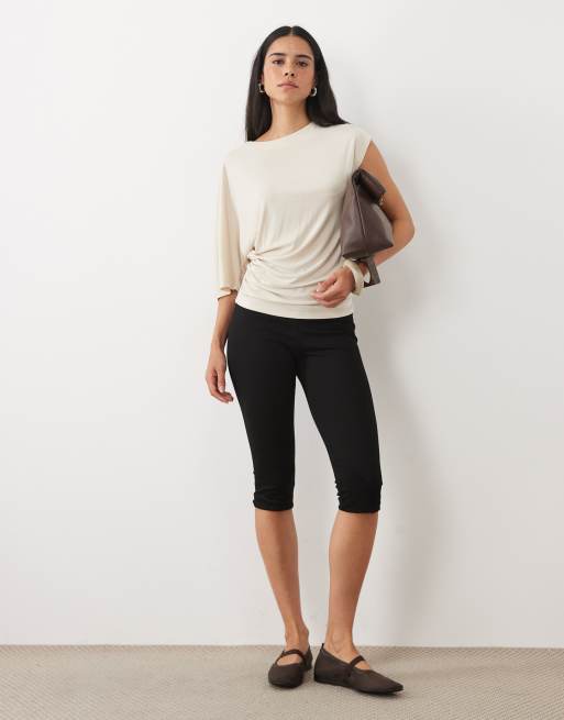 ASOS DESIGN top asymétrique en modal avec fronces, écru, 3 de 4