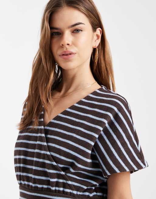 ASOS DESIGN - Top avvolgente stretto in vita a maniche corte a righe in coordinato, 3 di 4