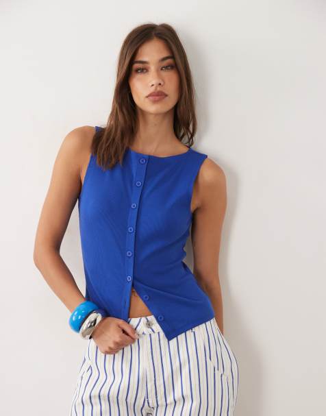ASOS DESIGN - Top azul luminoso sin mangas con cuello barco y botones - view 1