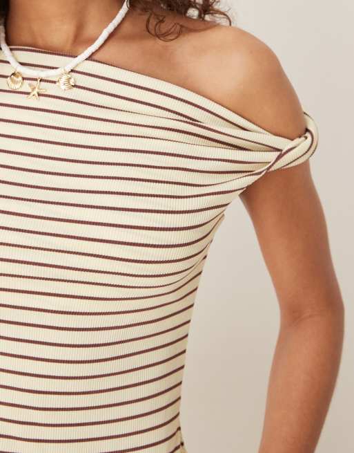ASOS DESIGN - Top Bardot d'ensemble à rayures avec détail torsadé sur l'épaule - Jaune/chocolat, 4 de 4