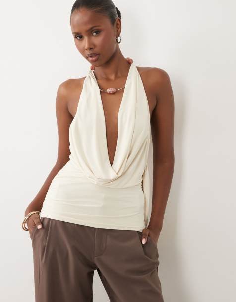 ASOS DESIGN - Top bianco scollo profondo sinuoso con dettaglio in metallo - view 1