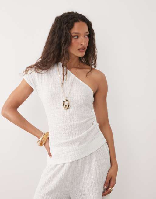 ASOS DESIGN - Top blanco asimétrico de tejido transparente texturizado (parte de un conjunto), 3 de 4
