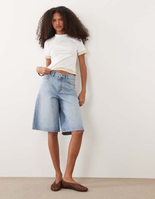 ASOS DESIGN - Top blanco de manga corta con diseño efecto doble capa amarilla con estampado de lunares, 2 de 4
