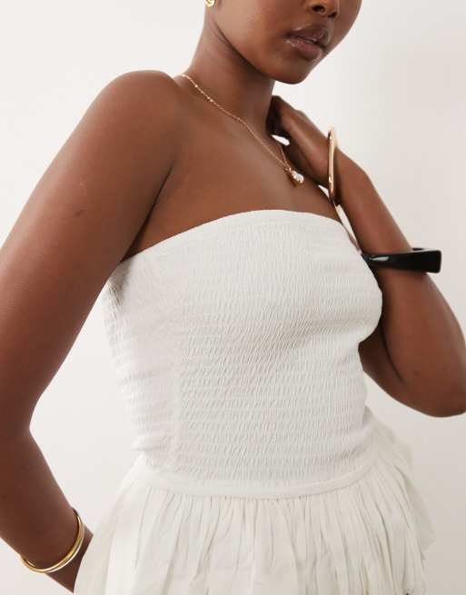 ASOS DESIGN - Top blanco fruncido con escote palabra de honor y volantes en el bajo, 3 de 4