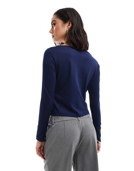 ASOS DESIGN - Top blu navy in tessuto a rete con collo serafino, 4 di 4
