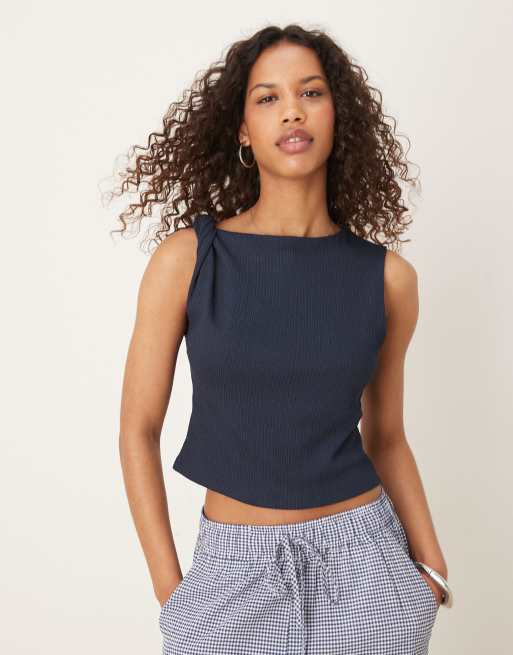 ASOS DESIGN - Top blu navy testurizzato con dettaglio attorcigliato