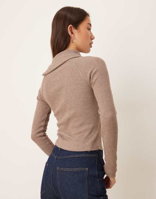 ASOS DESIGN - Top brossé et nervuré ultra-doux à manches longues et détail zippé, 3 de 4