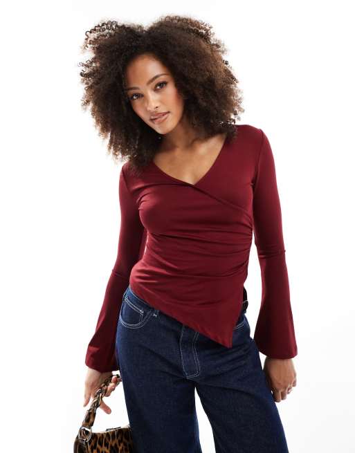 ASOS DESIGN - Top cache-cœur en cupro à manches évasées - Bordeaux